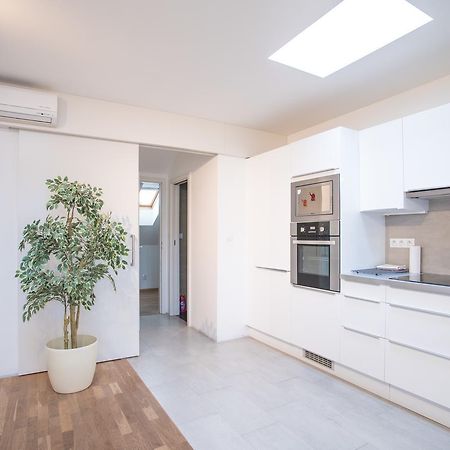 Suite Prague Apartment -Duplex, Up To 4People Exterior photo